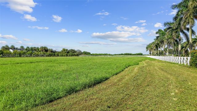 35251 SW 218th Ave, Homestead, FL 33034
