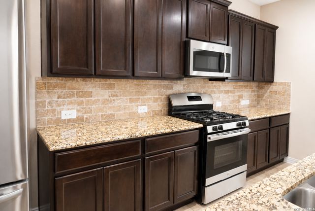 13848 BELLOWS PATH, San Antonio, TX 78253