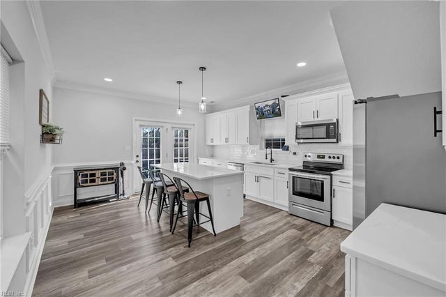 414 Harrison ST, Hampton, VA 23669