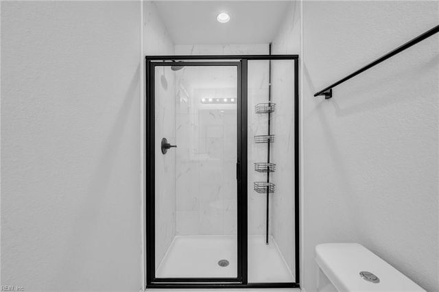 414 Harrison ST, Hampton, VA 23669