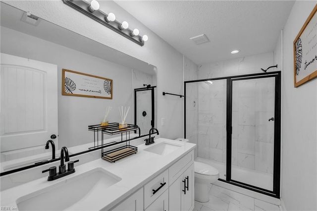 414 Harrison ST, Hampton, VA 23669