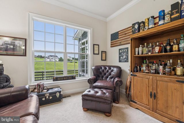 35490 SUNNY RIDGE RD, Round Hill, VA 20141