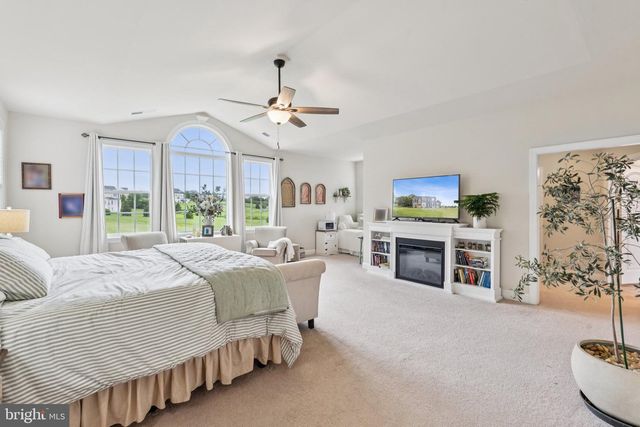 35490 SUNNY RIDGE RD, Round Hill, VA 20141