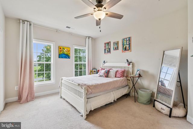35490 SUNNY RIDGE RD, Round Hill, VA 20141
