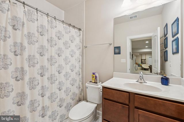 35490 SUNNY RIDGE RD, Round Hill, VA 20141