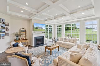 35490 SUNNY RIDGE RD, Round Hill, VA 20141