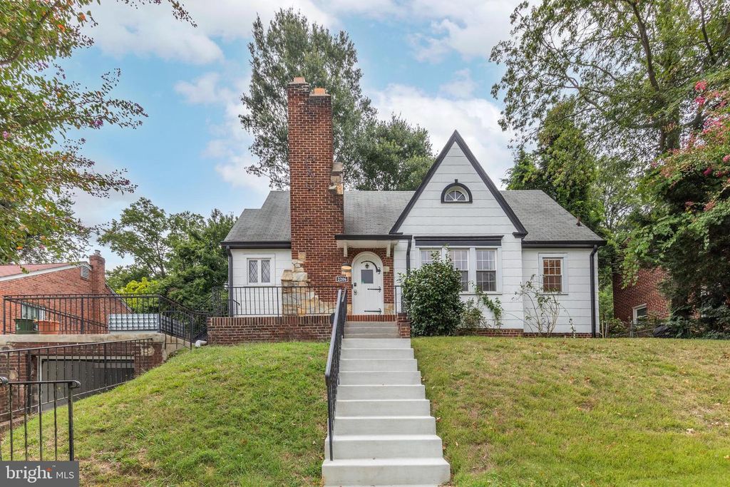 2206 CHEVERLY AVE, Cheverly, MD 20785