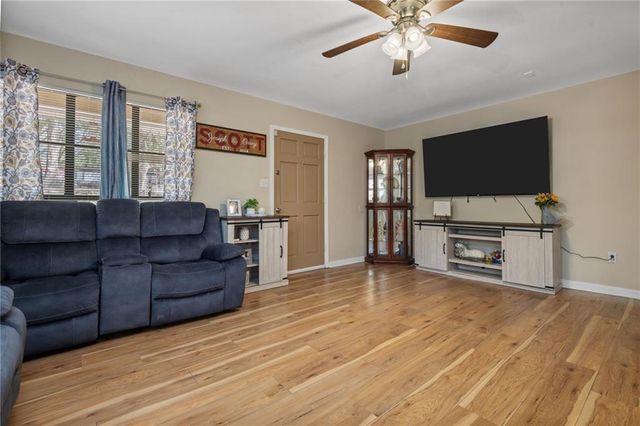 2861 Summit W Drive, Mobile, AL 36618