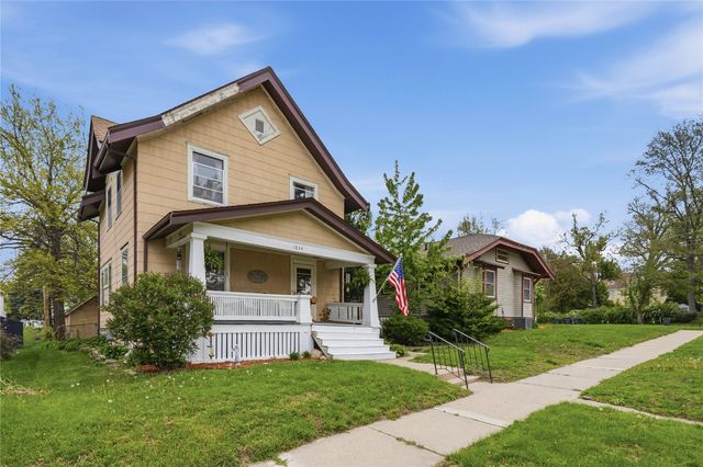 1834 6th Avenue SE, Cedar Rapids, IA 52403