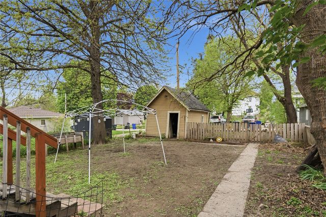 1834 6th Avenue SE, Cedar Rapids, IA 52403