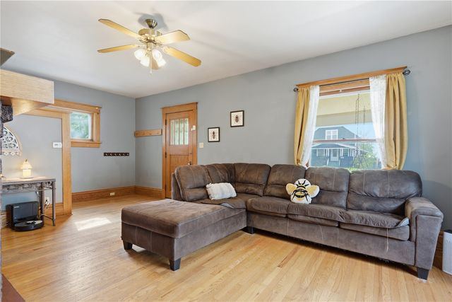 1834 6th Avenue SE, Cedar Rapids, IA 52403