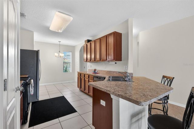 561 LAKE CUMMINGS WAY, Lake Alfred, FL 33850