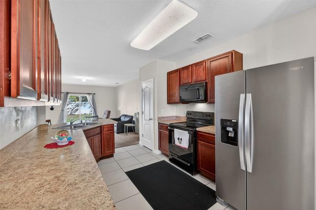 561 LAKE CUMMINGS WAY, Lake Alfred, FL 33850