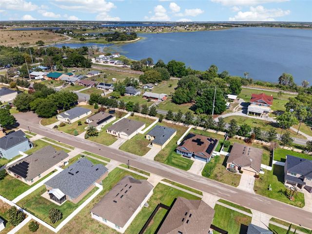 561 LAKE CUMMINGS WAY, Lake Alfred, FL 33850