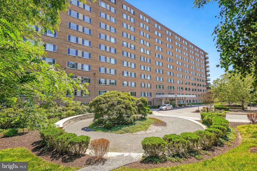 1900 Lyttonsville Rd Apt 509, Silver Spring, MD 20910