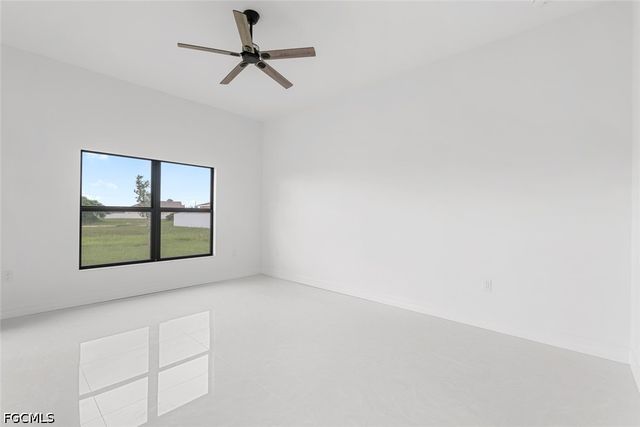 2005 NW 18th ST, Cape Coral, FL 33993