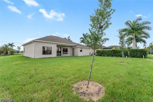 2005 NW 18th ST, Cape Coral, FL 33993