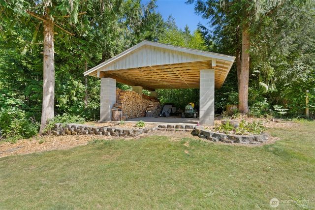 150 126 Allen Road, Onalaska, WA 98570