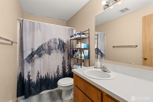150 126 Allen Road, Onalaska, WA 98570