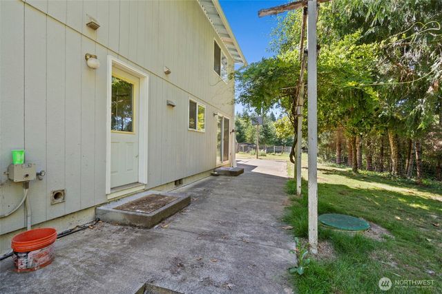 150 126 Allen Road, Onalaska, WA 98570