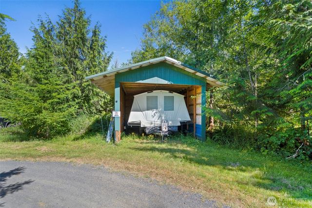 150 126 Allen Road, Onalaska, WA 98570