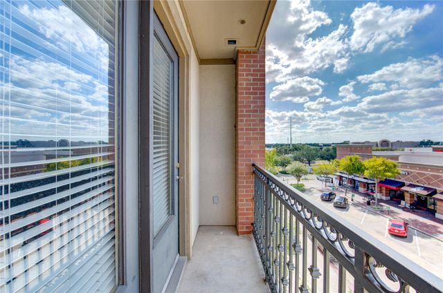 2299 Lone Star Drive 410, Sugar Land, TX 77479