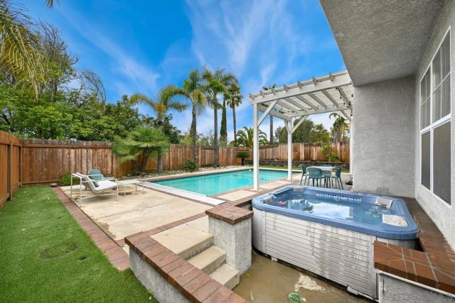 740 Avenida Codorniz, San Marcos, CA 92069