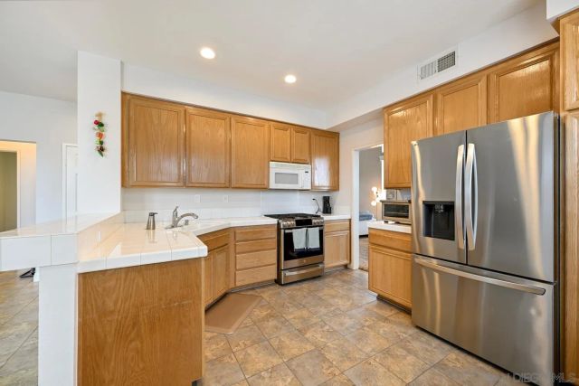 740 Avenida Codorniz, San Marcos, CA 92069