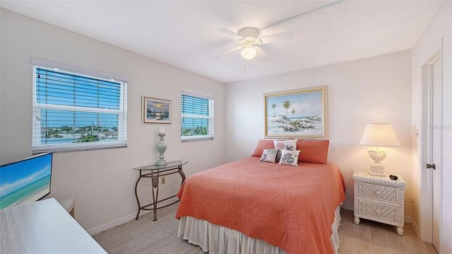 1255 TARPON CENTER DRIVE 414, Venice, FL 34285