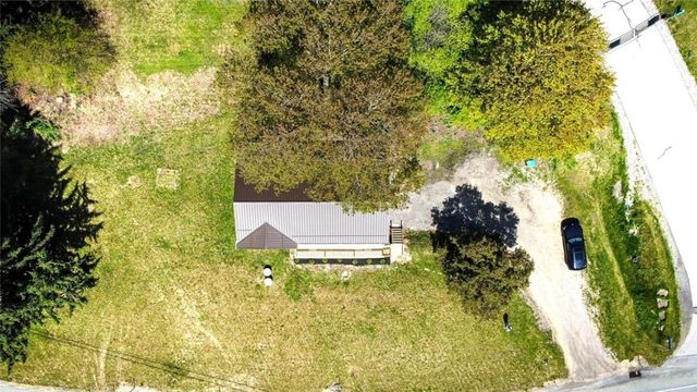 582 Oneida Valley Rd, Center Twp, PA 16001