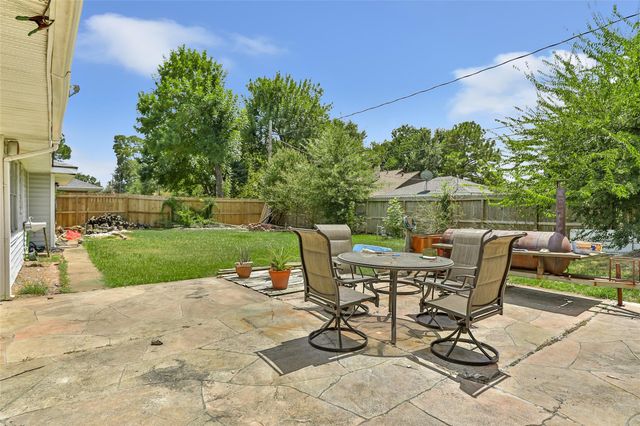 5103 Ashwood Drive, Baytown, TX 77521