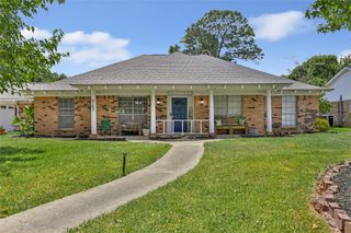 5103 Ashwood Drive, Baytown, TX 77521