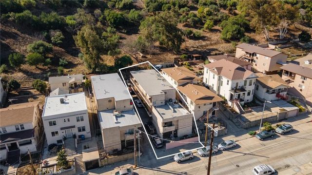 456 Solano Avenue, Los Angeles, CA 90012