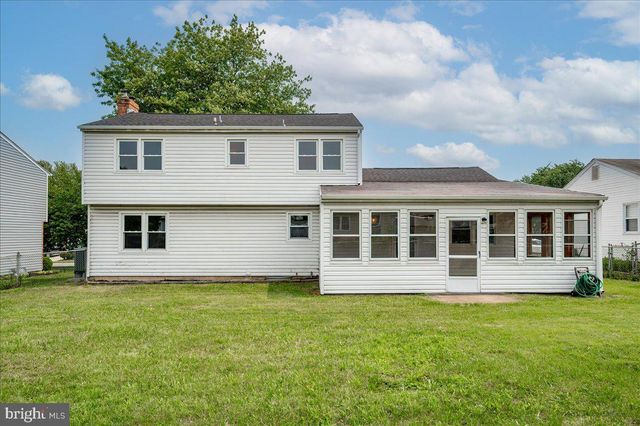 6 BLACK RD, New Castle, DE 19720