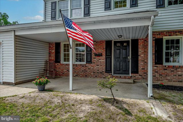 6 BLACK RD, New Castle, DE 19720