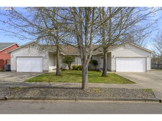 3118 Ne MOHAN Dr, Mc Minnville, OR 97128