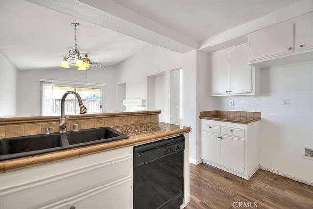 15151 Desert Oak, Victorville, CA 92394