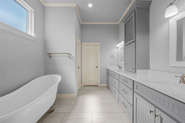 363 Cavitt Court, Robinson, TX 76706