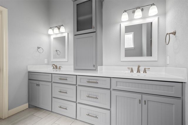 363 Cavitt Court, Robinson, TX 76706