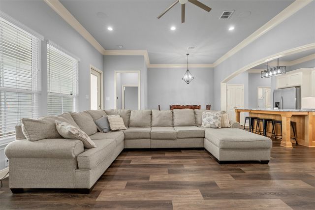 363 Cavitt Court, Robinson, TX 76706