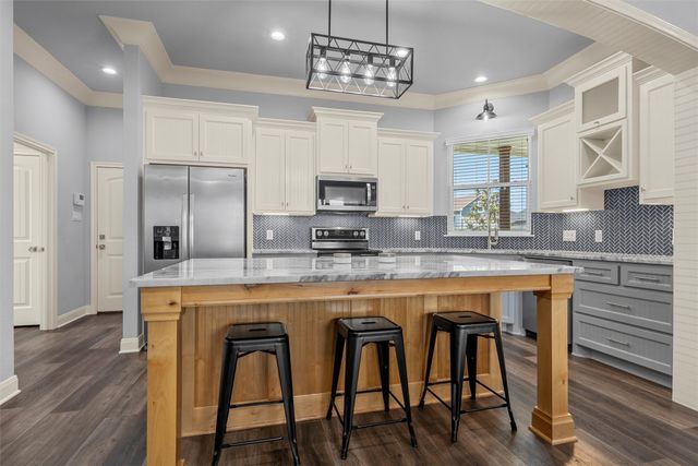 363 Cavitt Court, Robinson, TX 76706