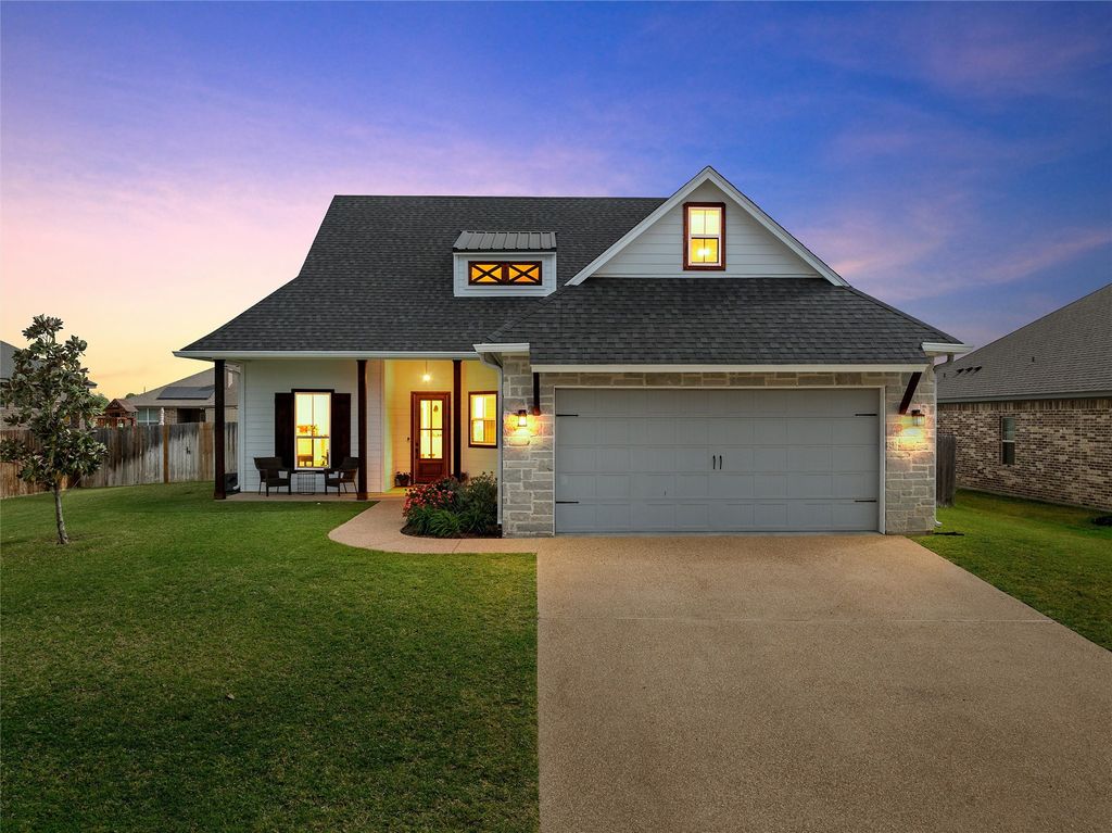 363 Cavitt Court, Robinson, TX 76706