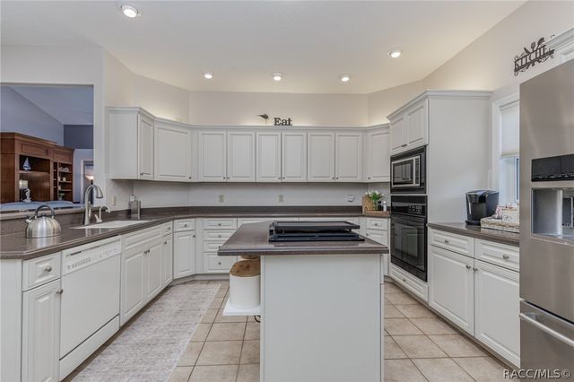 3099 N Barton Creek Circle, Lecanto, FL 34461