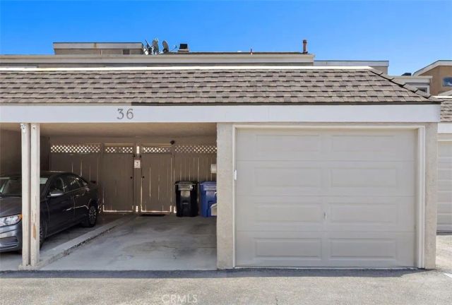 36 Starfish Court, Newport Beach, CA 92663