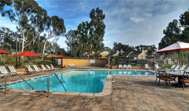 36 Starfish Court, Newport Beach, CA 92663