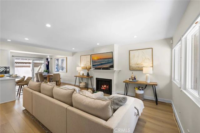36 Starfish Court, Newport Beach, CA 92663