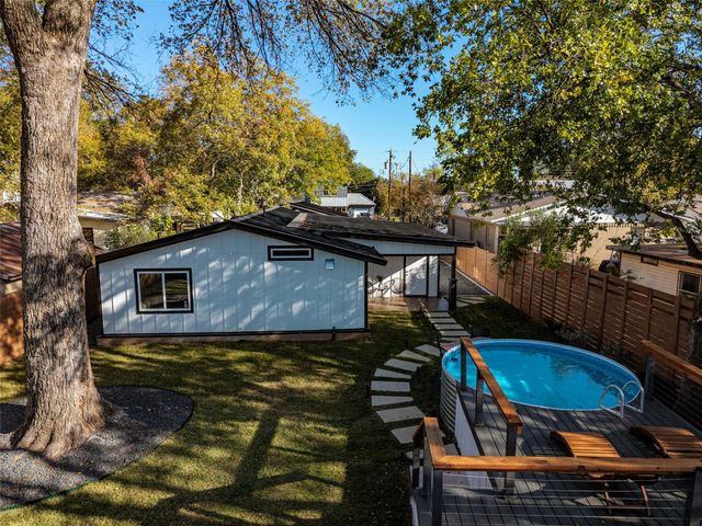 1006 Cherico ST, Austin, TX 78702