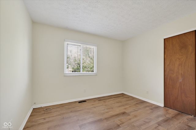 8614 Stonewall Drive, Indianapolis, IN 46231