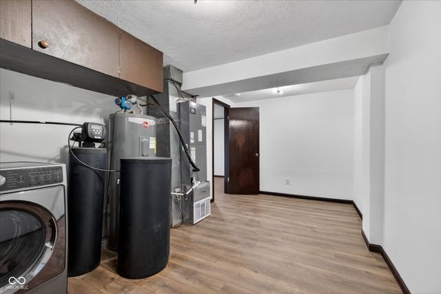 8614 Stonewall Drive, Indianapolis, IN 46231