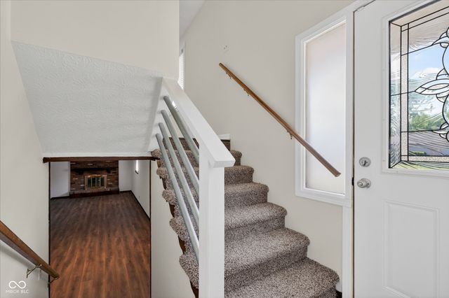 8614 Stonewall Drive, Indianapolis, IN 46231